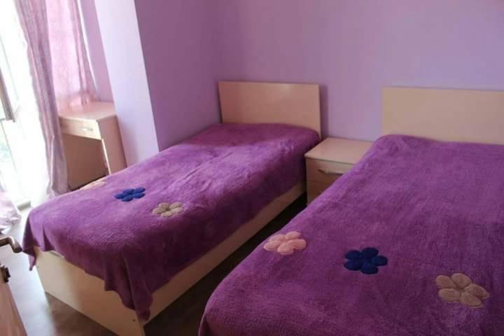 Батуми: Georgia, Batumi, Akaki tsereteli street N 19