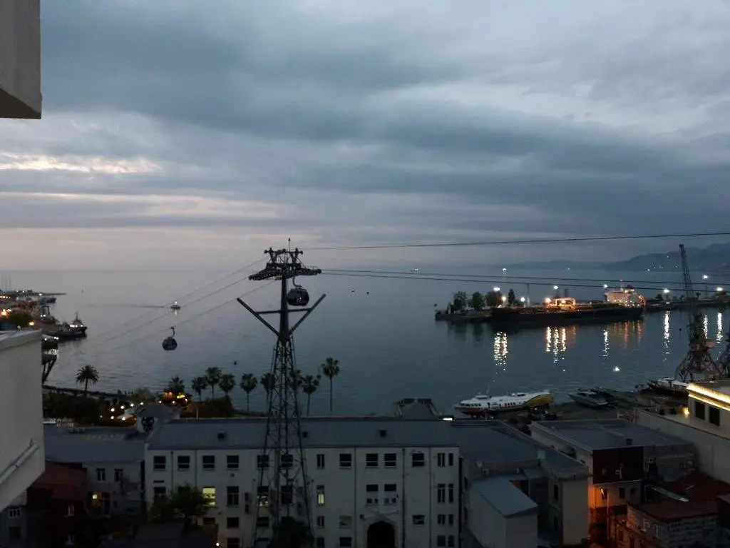 Батуми: Georgia, Batumi, Akaki tsereteli street N 19