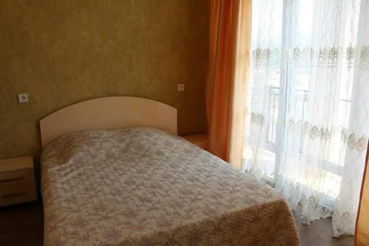 Батуми: Georgia, Batumi, Akaki tsereteli street N 19