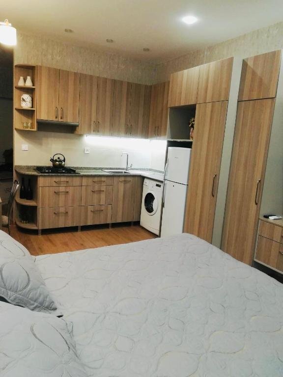 Батуми: Studio Apartment Pirosmani 18 1