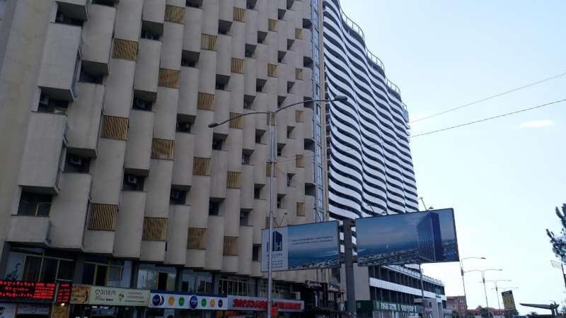 Батуми: Apartment at Kobaladze street 8a (Very Near to Sea, Beach)