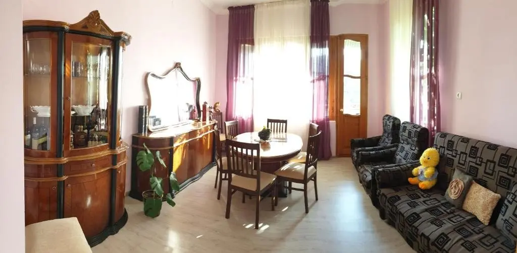 Тбилиси: House near Downtown