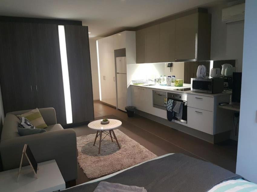 Батуми: Fully furnished apartment 11/17
