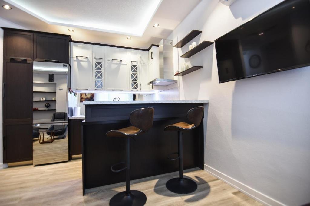 Тбилиси: fully equipped apartment (4 guest ) +1