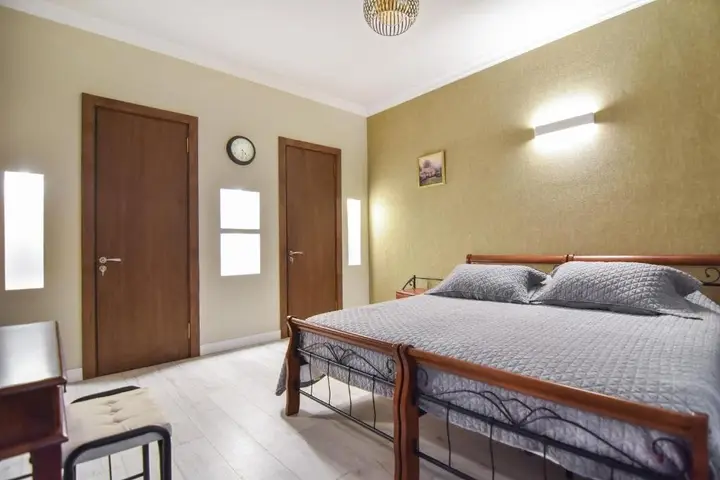 Тбилиси: fully equipped apartment (4 guest ) +1