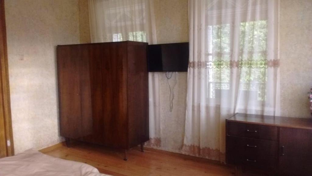 Батуми: Ana Guest House