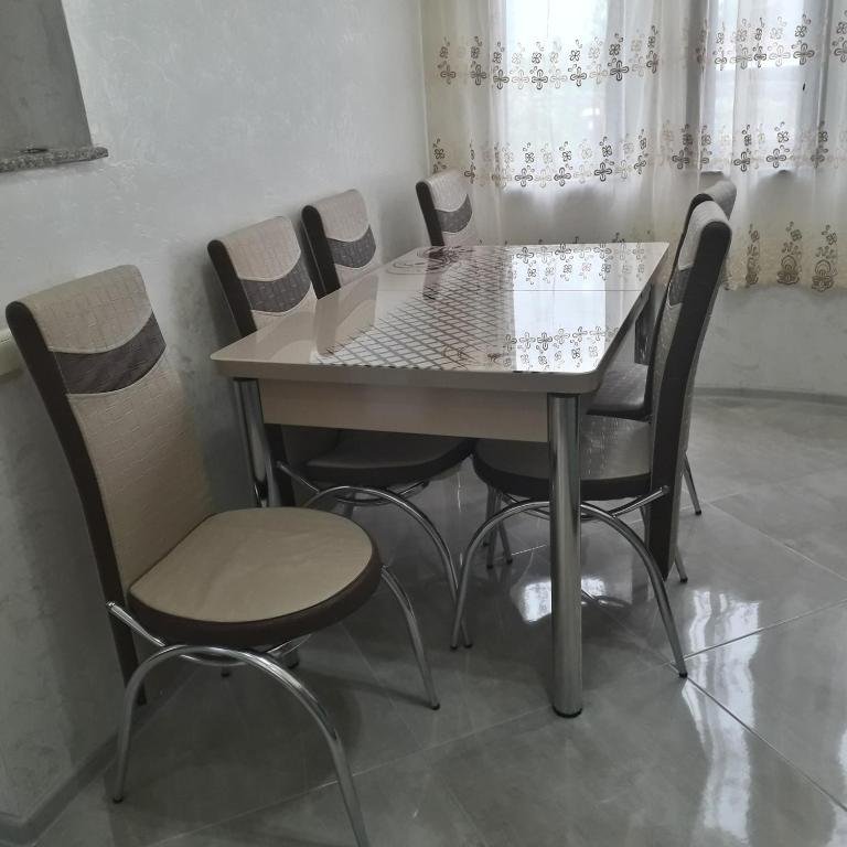 Батуми: Batumi. Makhinjauri. memed koncelidze street ?51. +995 555 20 36 38 +995 591 95 32 38