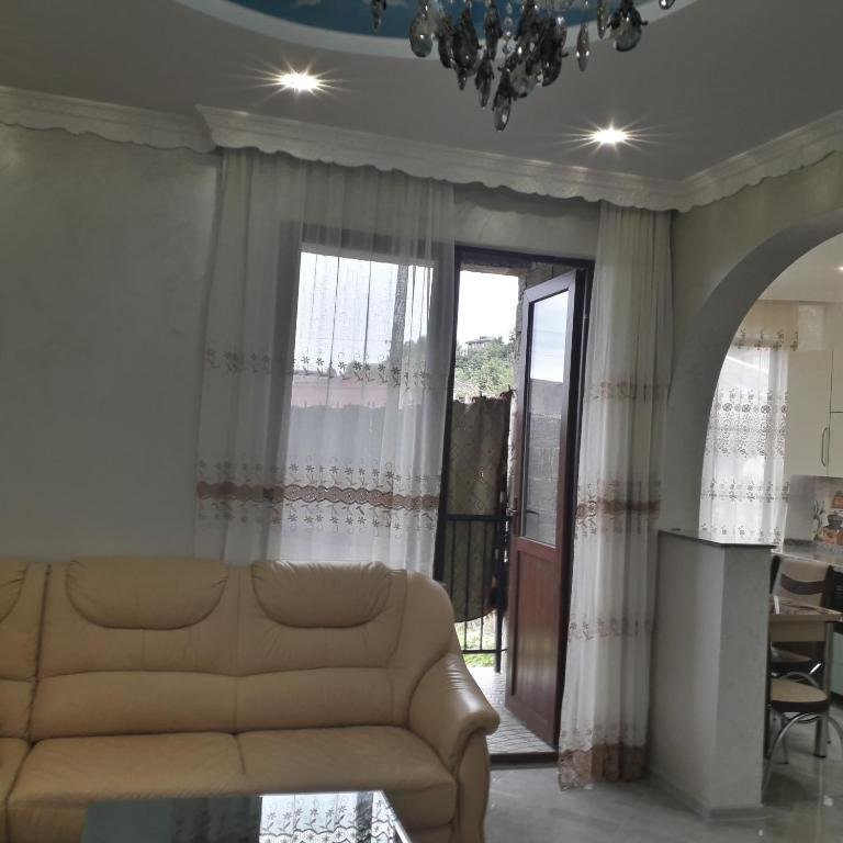 Батуми: Batumi. Makhinjauri. memed koncelidze street ?51. +995 555 20 36 38 +995 591 95 32 38