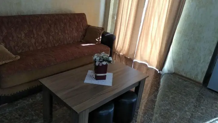 Батуми: Flat. Ketevan Tsamebuli Street. 17 a / 2