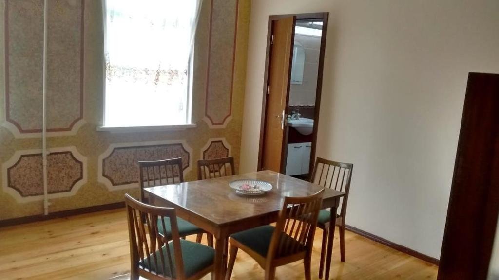 Батуми: Guest House With Garden