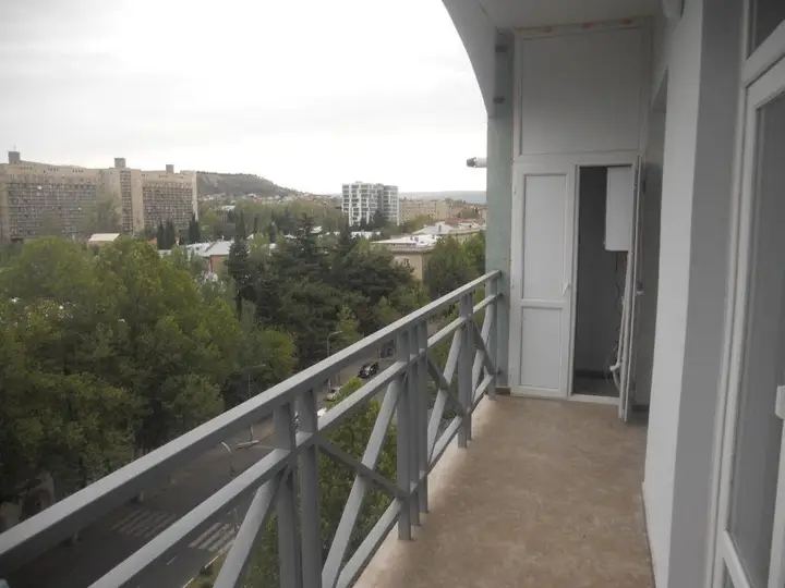 Тбилиси: Apartment in a newly built building near Guramishvili Metro station