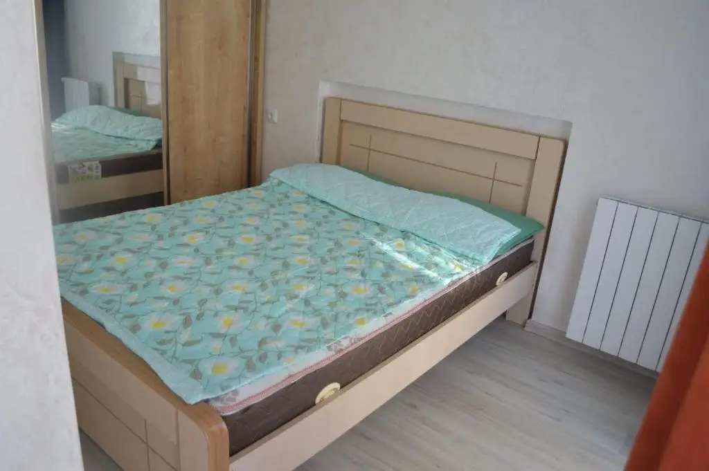 Батуми: Elite apartamenti okolo parka, bulvara, i sheratona