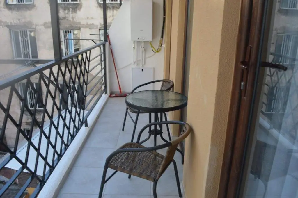 Батуми: Elite apartamenti okolo parka, bulvara, i sheratona