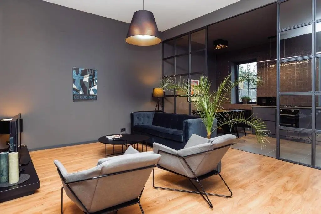 Тбилиси: Modern And Stylish 2Br Apartment On Rustaveli Avenue