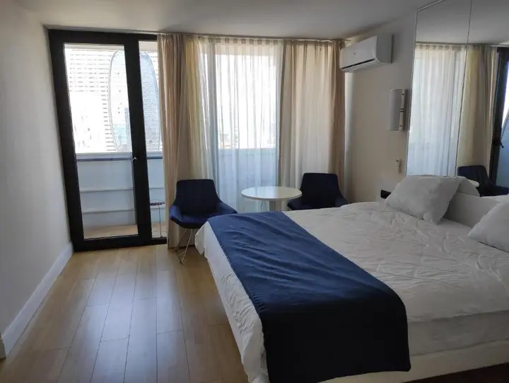 Батуми: apartament orbi city- ximshiashvili 7