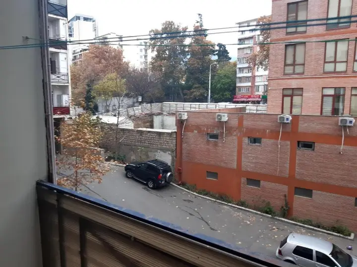 Тбилиси: Clean, comfortable, 2 bedroom appartment on Gorgasali street