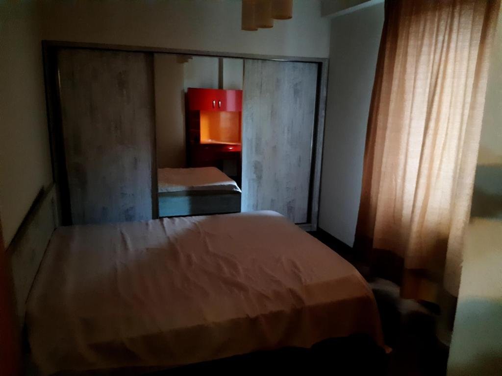 Тбилиси: Clean, comfortable, 2 bedroom appartment on Gorgasali street