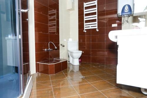Тбилиси: Flat 4 bedrooms 2 bathrooms - Tbilisi