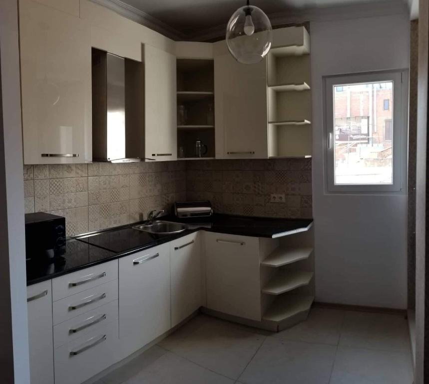 Тбилиси: Nice Apartment Near Park