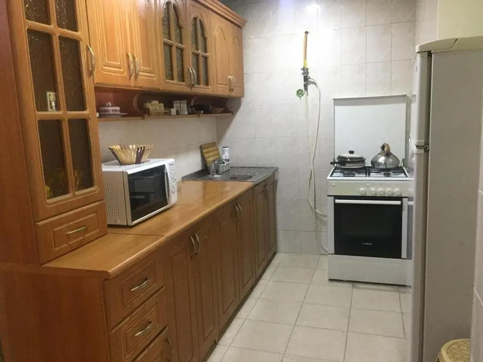 Тбилиси: Apt pekini 1