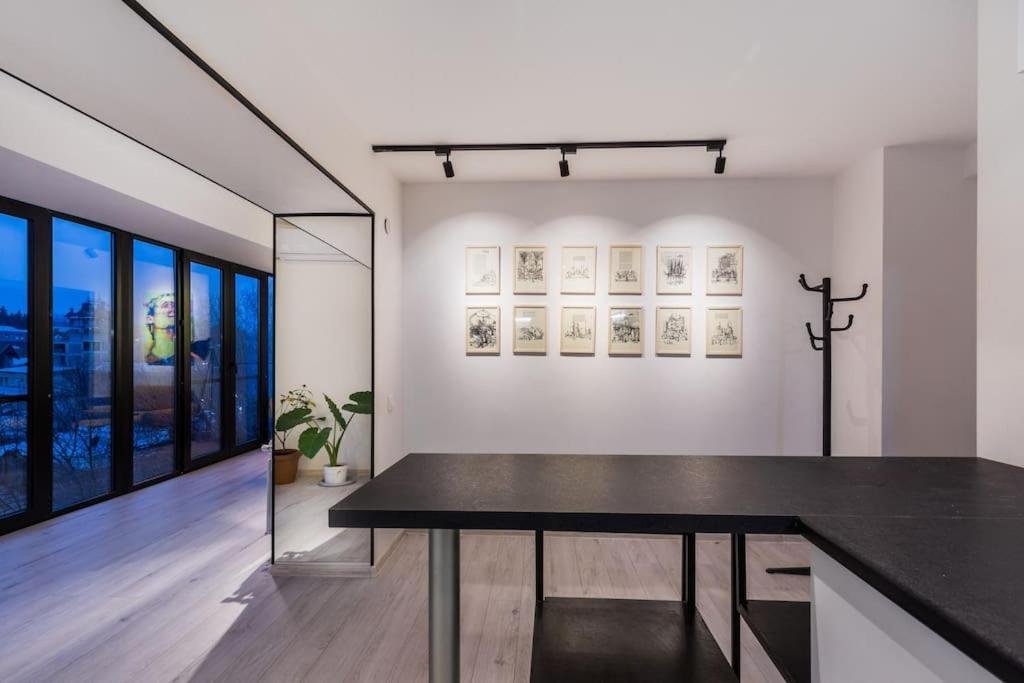 Тбилиси: Architect's Studio In Old Tbilisi