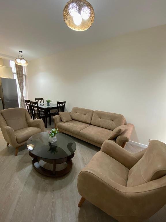 Батуми: Apartment 52 on Rustaveli Avenue 22