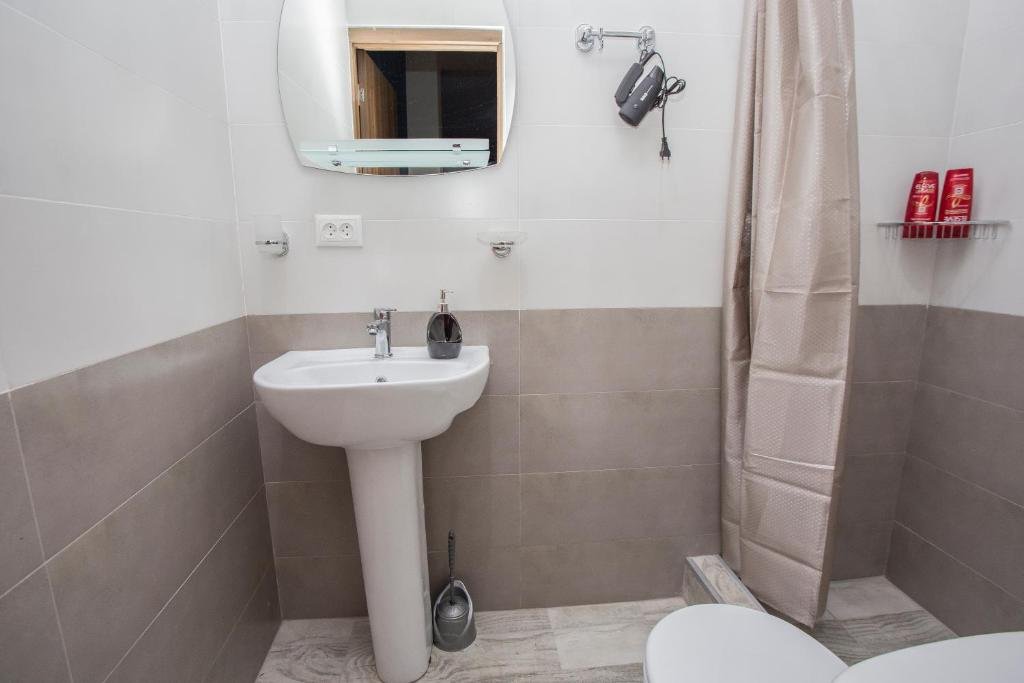 Тбилиси: Proper Apartments Renovated Studio Central