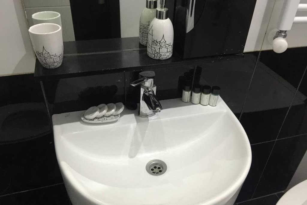 Тбилиси: Lev Tolstoy Apartment N11