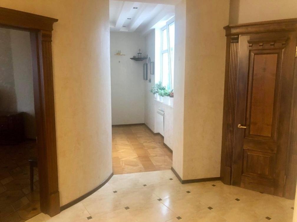 Кутаиси: Apartments near University