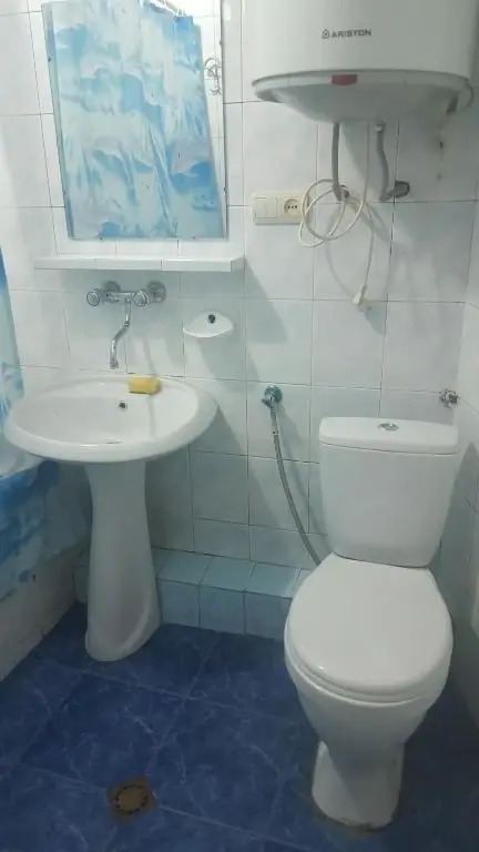 Тбилиси: house 1