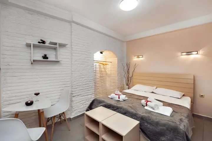 Тбилиси: Hause #16
