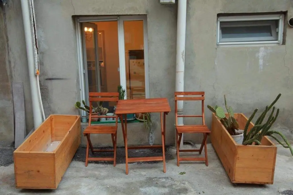 Тбилиси: Apartment Shanidze Str. 32