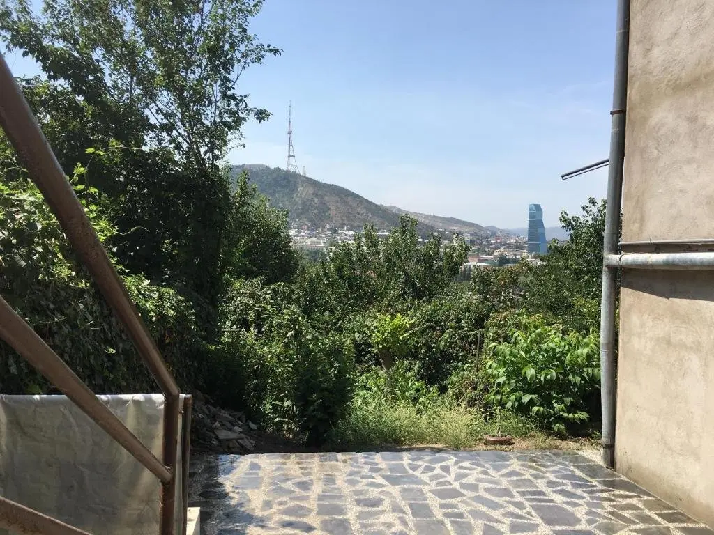 Тбилиси: Kumisi Turn 30 Apartment