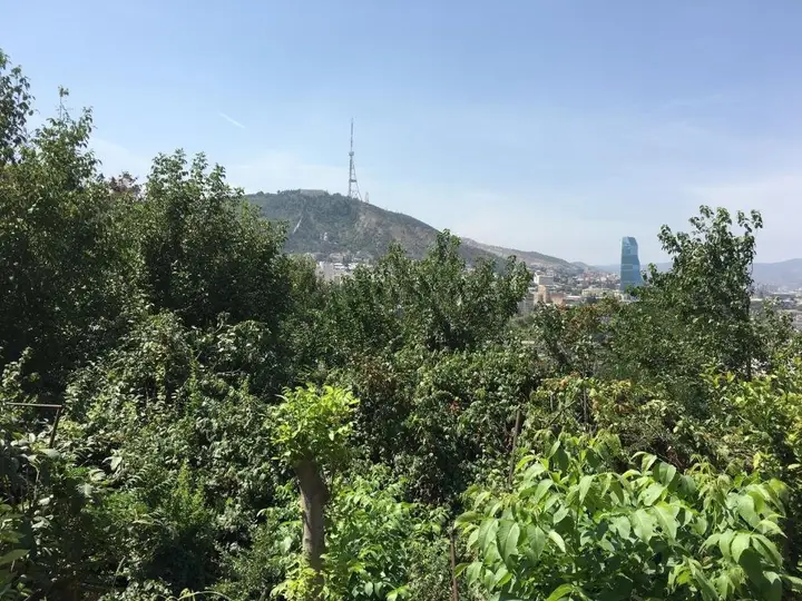 Тбилиси: Kumisi Turn 30 Apartment