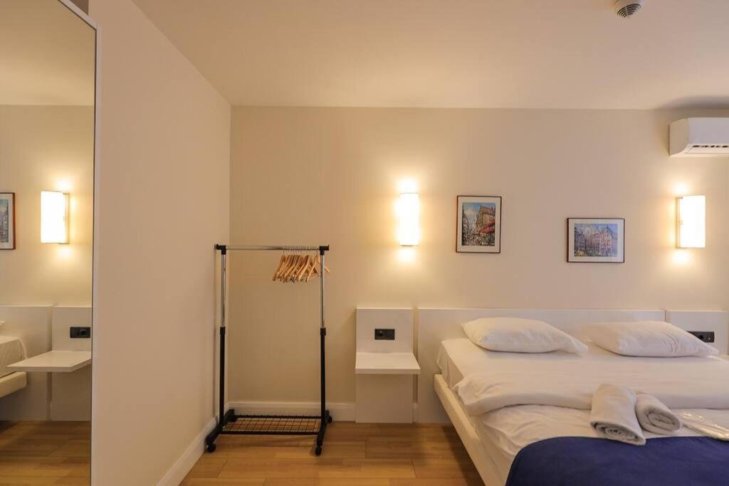 Батуми: Lovely 1BR apartment with balcony by the Black sea beach