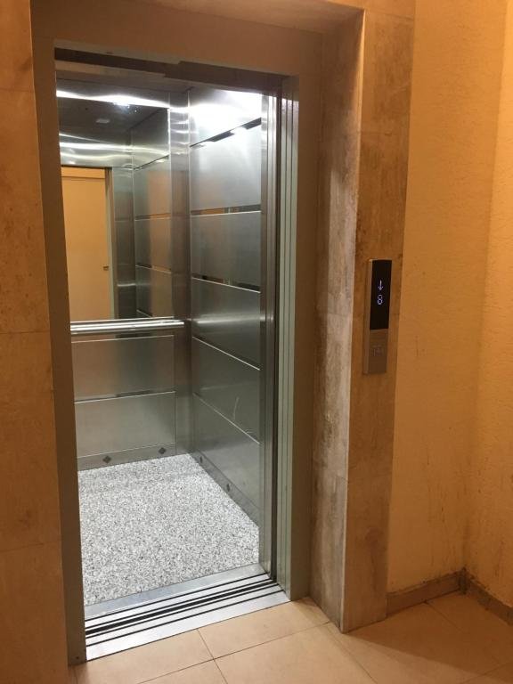 Тбилиси: Lech Kachinski Apartment 1