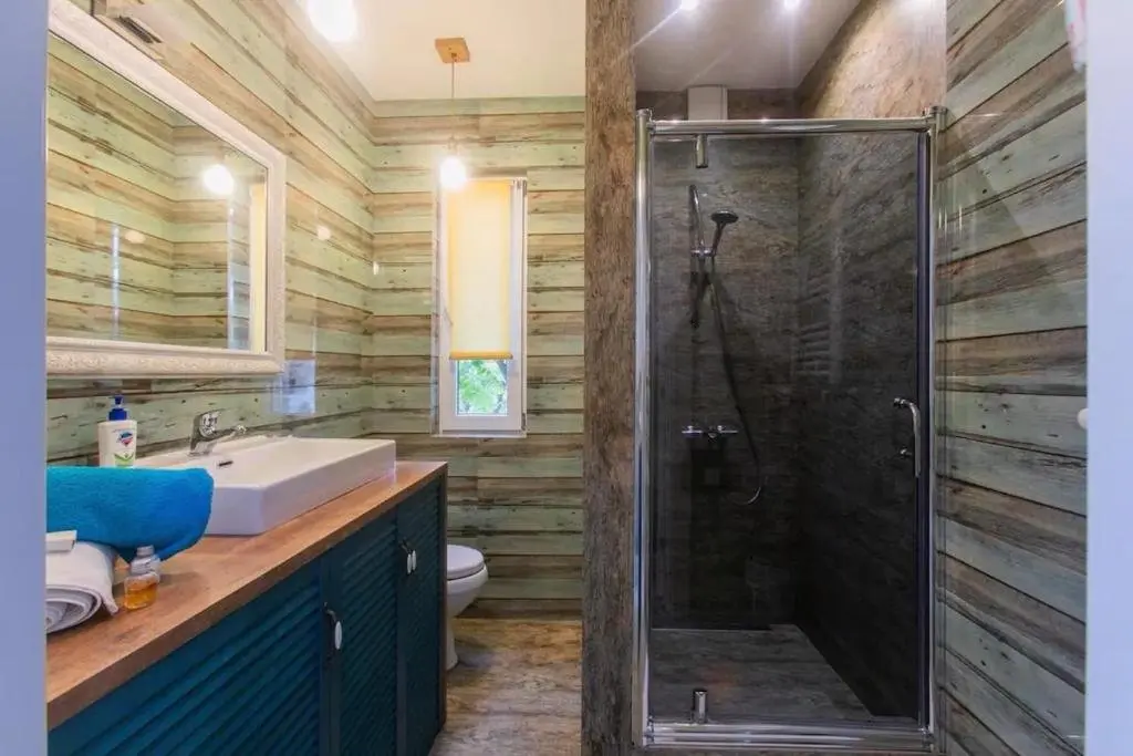 Тбилиси: Live Like A Tbilisian In A Loft Marjanisvhili