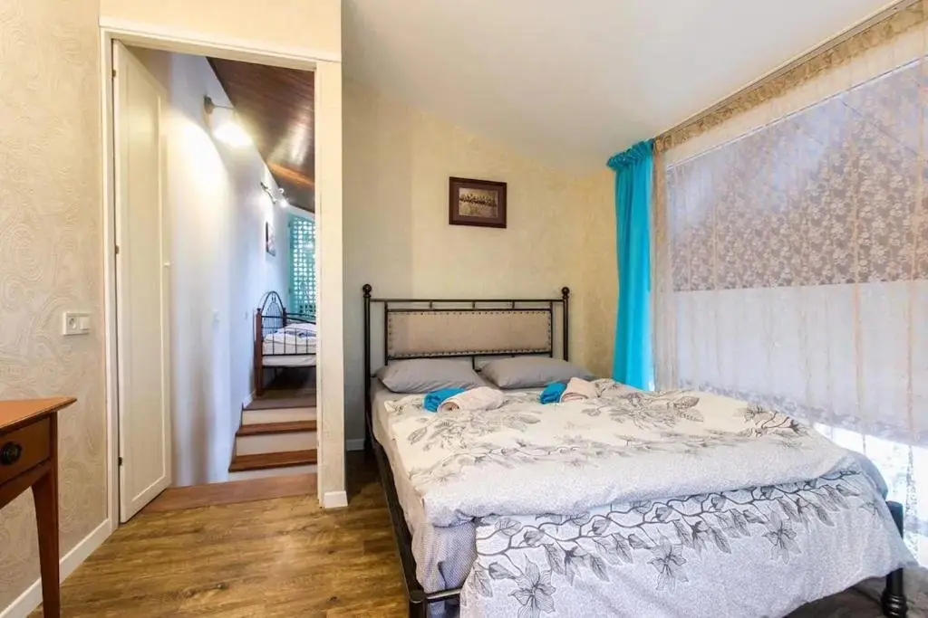 Тбилиси: Live Like A Tbilisian In A Loft Marjanisvhili