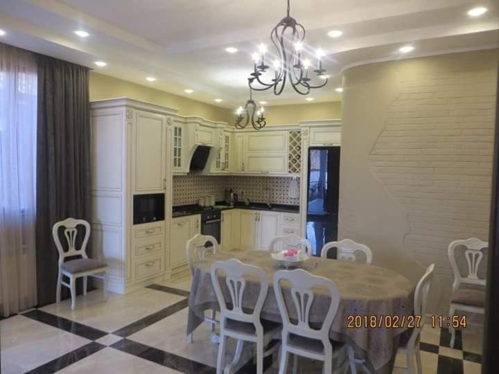 Батуми: Gochas House 5