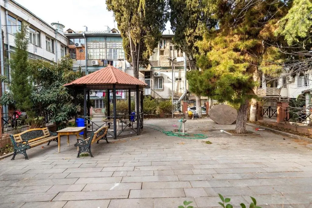 Тбилиси: Apartment on Machabeli Str. N16