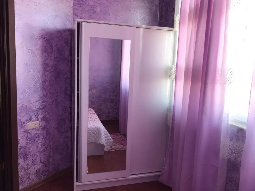 Батуми: Bina 7