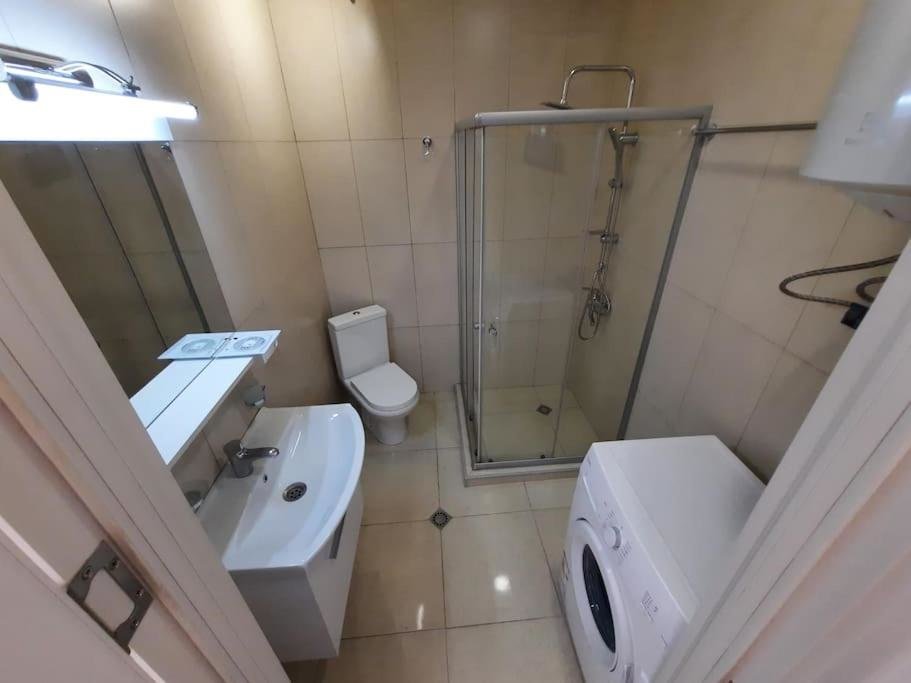 Батуми: Leo Group Apartment 21-03 Elegance Batumi