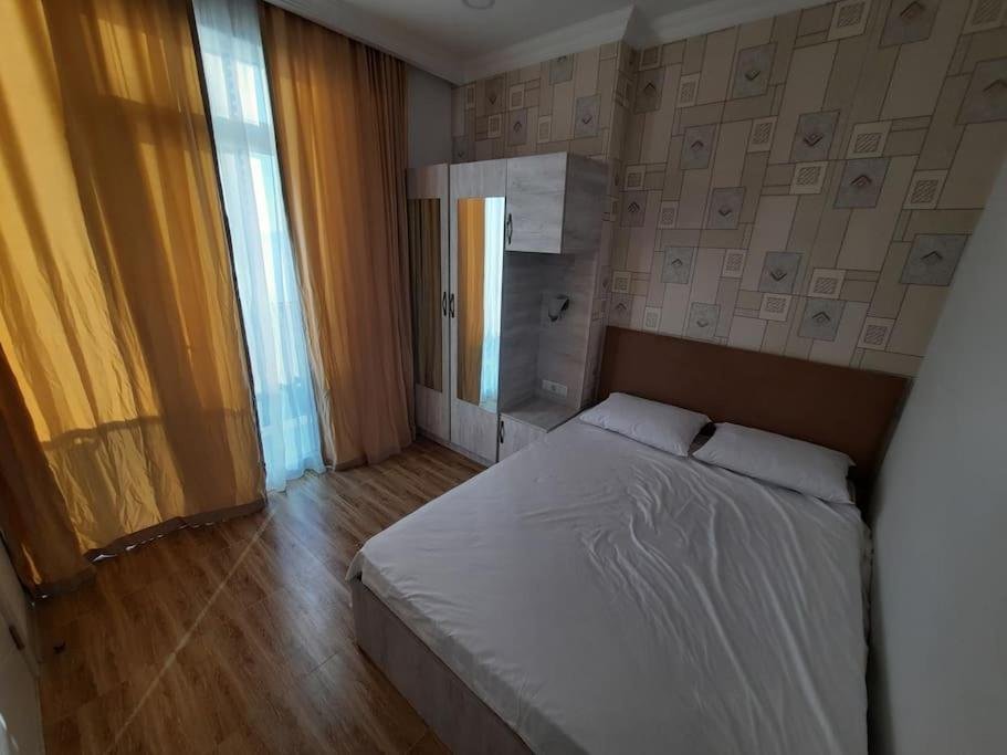Батуми: Leo Group Apartment 21-03 Elegance Batumi