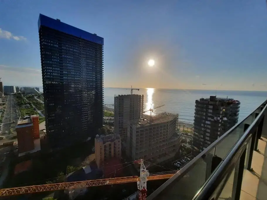 Батуми: Leo Group Apartment 21-03 Elegance Batumi