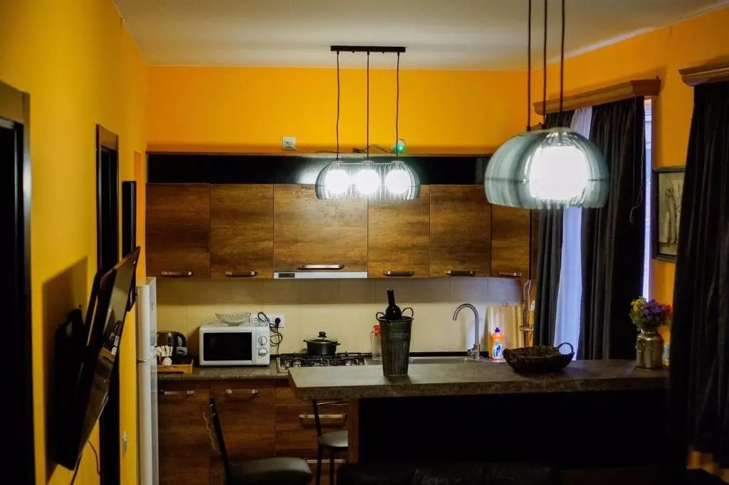 Тбилиси: Cozy two bedroom apartment