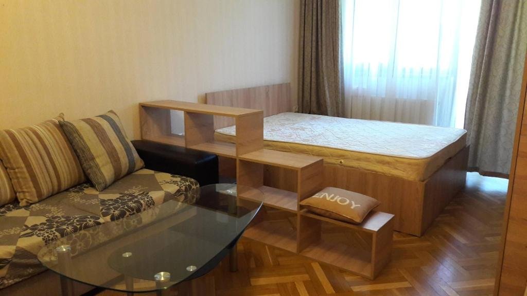 Тбилиси: Tbilisi Furnished Monthly Rentals And Extended Stays