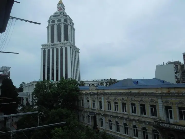 Батуми: Apartment on 26 May 10/12
