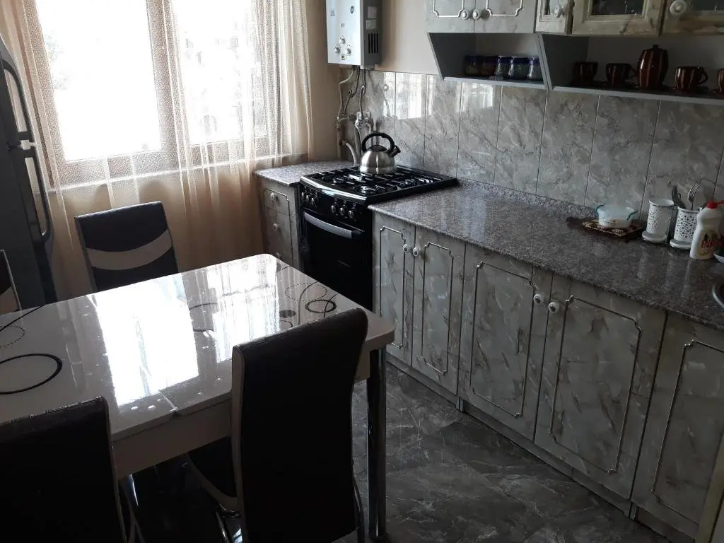 Батуми: Apartment on 26 May 10/12