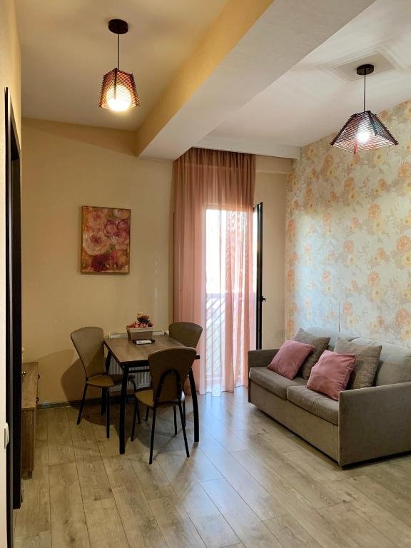 Тбилиси: Lech Kachinski Apartment 3