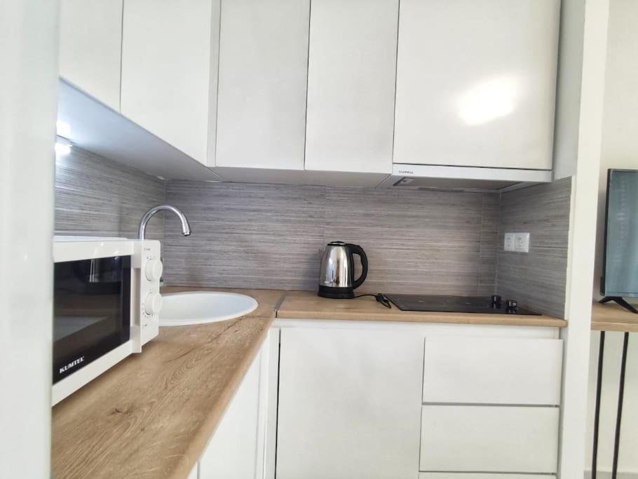 Батуми: Leo Group Apartment 13-270 Sunrise Batumi